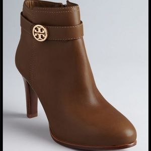 Tory Burch Bristol High-Heel size 6.5